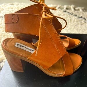 STEVE MADDEN sandals